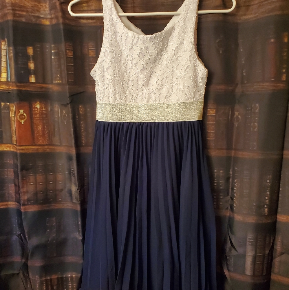 White and navy dress size 12